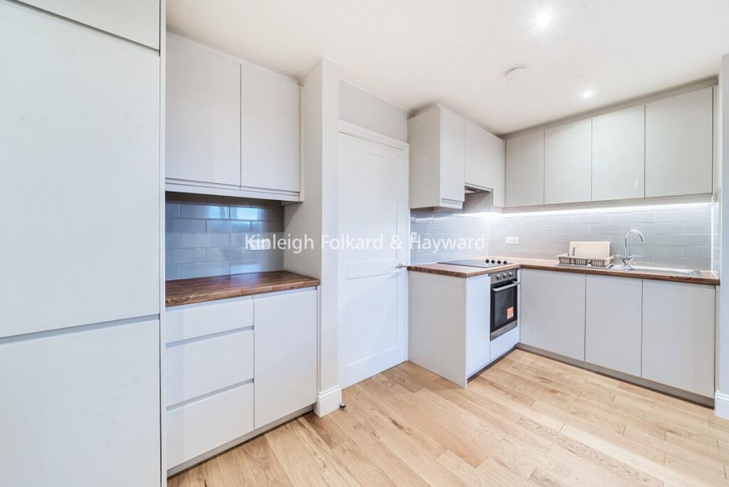 1 bed 1st Floor Flat for rent in London. From Kinleigh Folkard & Hayward - Sales - Acton