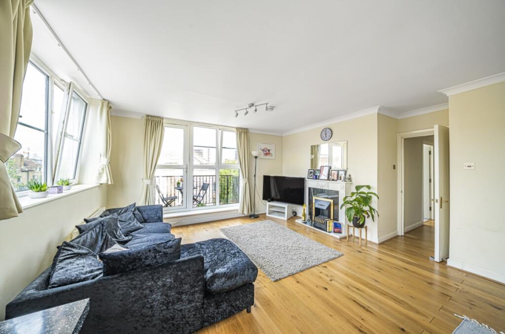 2 bed 1st Floor Flat for rent in London. From Kinleigh Folkard & Hayward - Sales - Acton