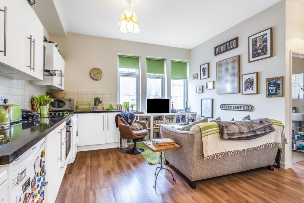 1 bed 1st Floor Flat for rent in Acton. From Kinleigh Folkard & Hayward - Sales - Acton