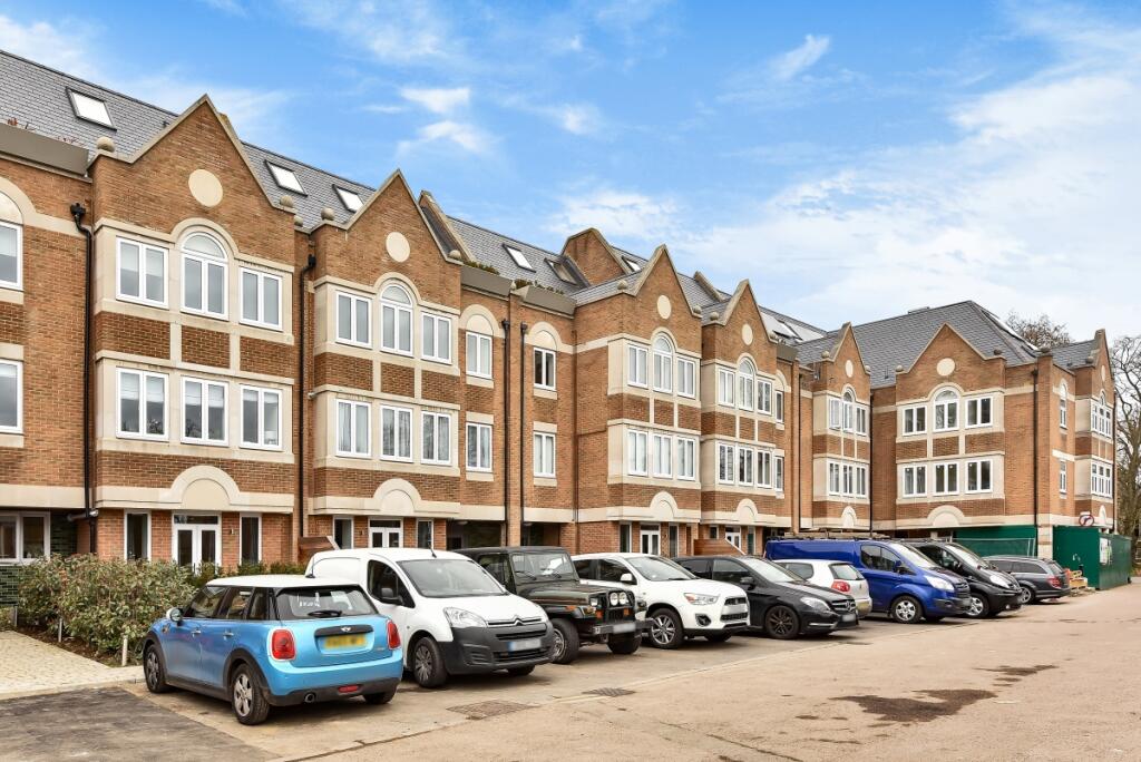 2 bed 1st Floor Flat for rent in Acton. From Kinleigh Folkard & Hayward - Sales - Acton