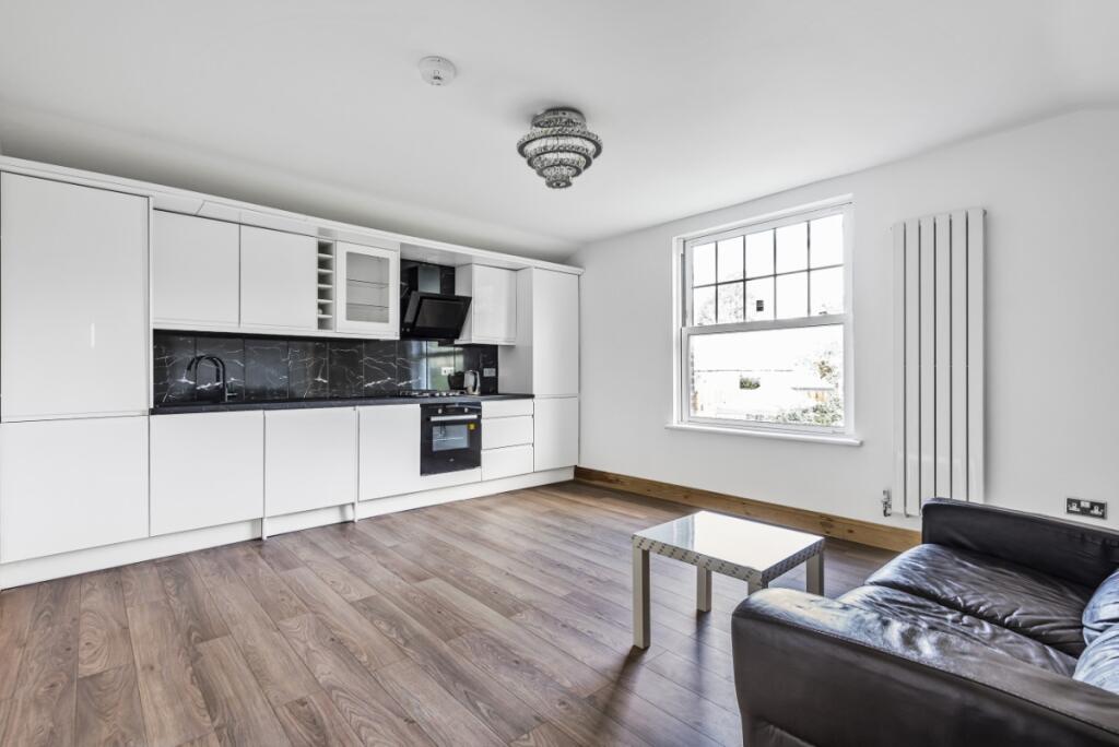 1 bed 1st Floor Flat for rent in Acton. From Kinleigh Folkard & Hayward - Sales - Acton