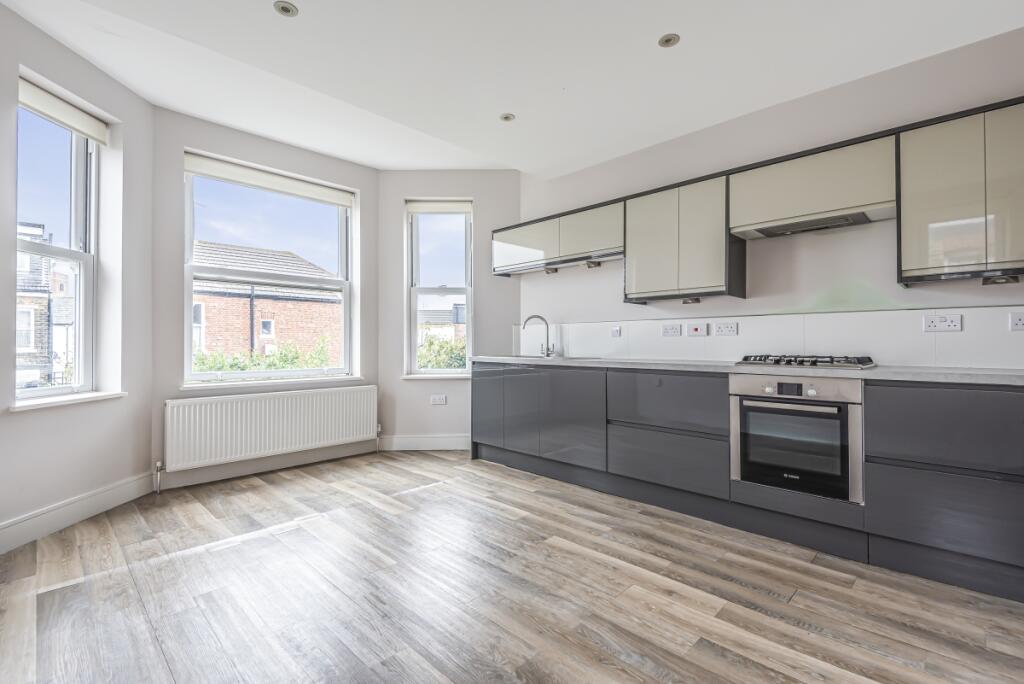 1 bed 1st Floor Flat for rent in Acton. From Kinleigh Folkard & Hayward - Sales - Acton 1 bed 1st Floor Flat for rent in Acton. From Kinleigh Folkard & Hayward - Sales - Acton