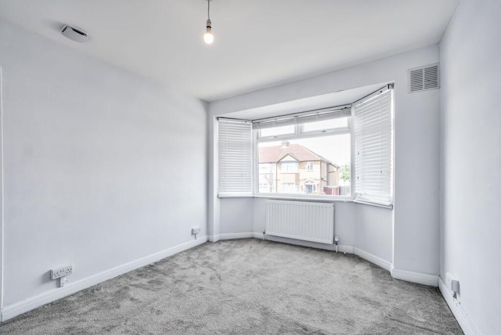 3 bed Detached for rent in Uxbridge. From Kinleigh Folkard & Hayward - Sales - Acton
