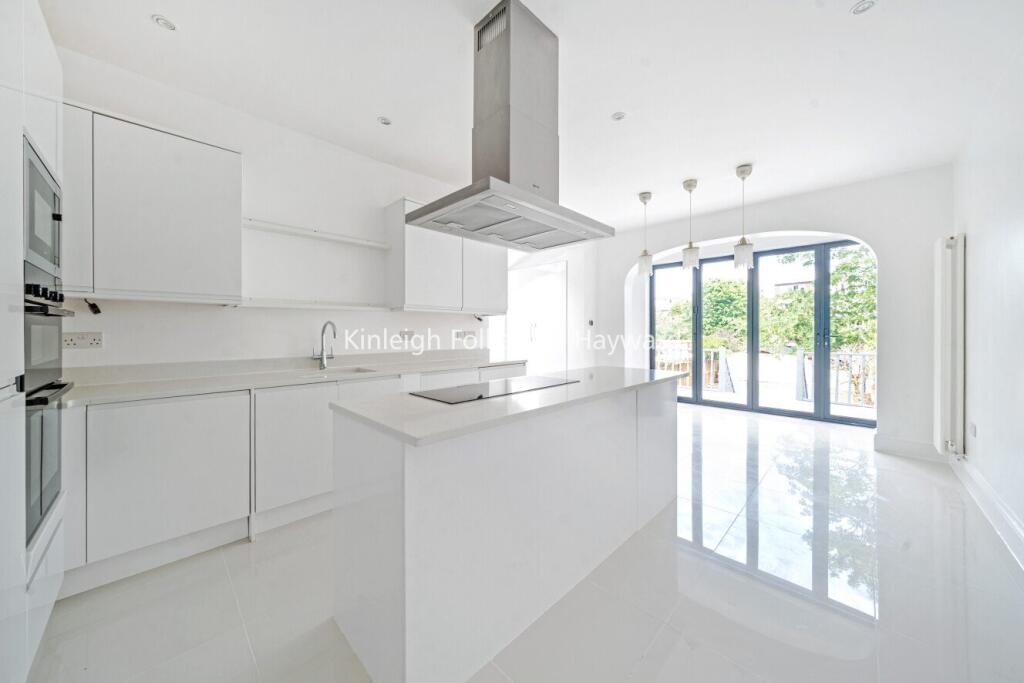 4 bed Detached for rent in Greenford. From Kinleigh Folkard & Hayward - Sales - Acton 4 bed Detached for rent in Greenford. From Kinleigh Folkard & Hayward - Sales - Acton