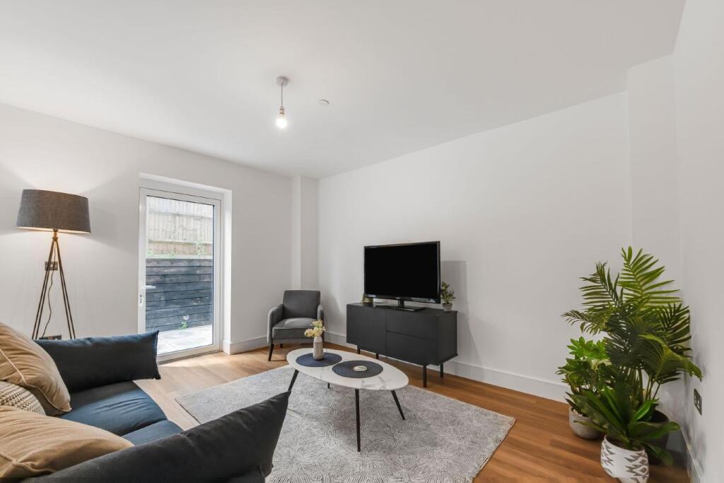 2 bed 1st Floor Flat for rent in Wembley. From Kinleigh Folkard & Hayward - Sales - Acton