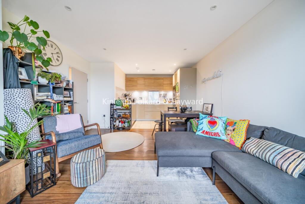 1 bed 1st Floor Flat for rent in London. From Kinleigh Folkard & Hayward - Sales - Acton 1 bed 1st Floor Flat for rent in London. From Kinleigh Folkard & Hayward - Sales - Acton