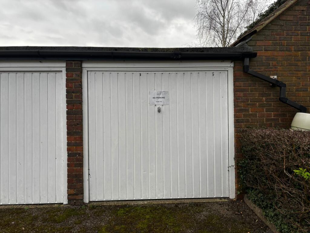 0 bed Garages for rent in Woodstock. From Breckon & Breckon - Woodstock
