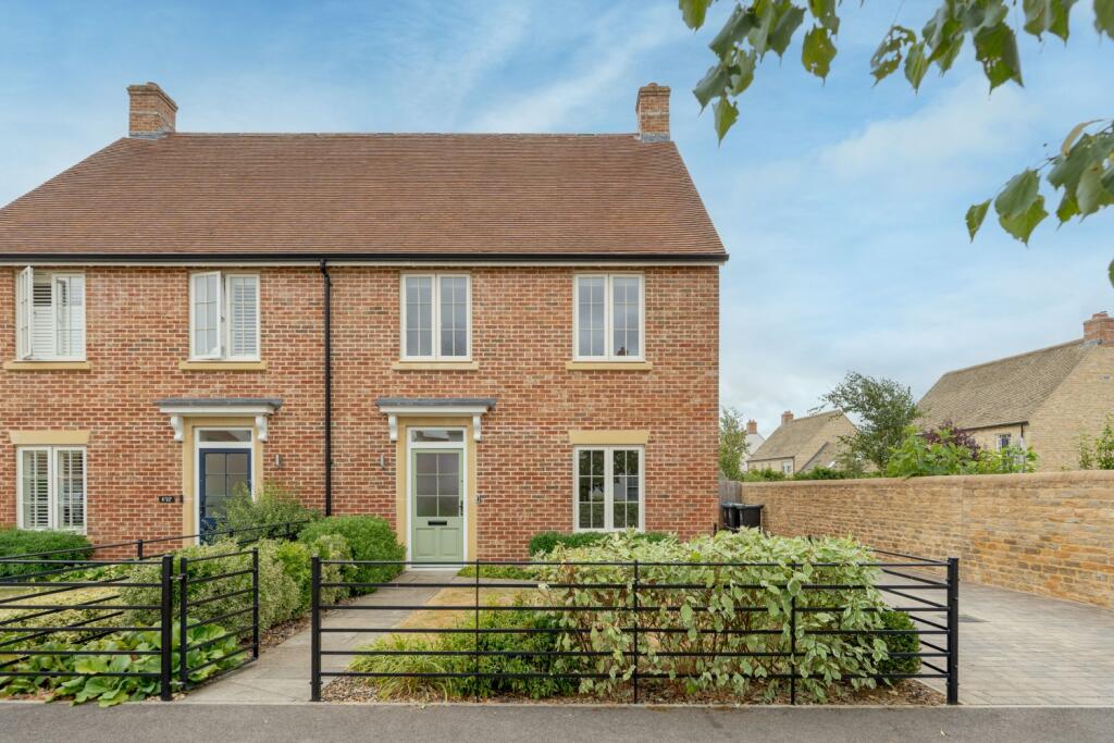 3 bed Semi Detached for rent in Woodstock. From Breckon & Breckon - Woodstock