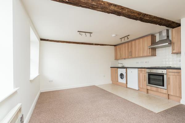 2 bed 1st Floor Flat for rent in Witney. From Breckon & Breckon - Woodstock 2 bed 1st Floor Flat for rent in Witney. From Breckon & Breckon - Woodstock