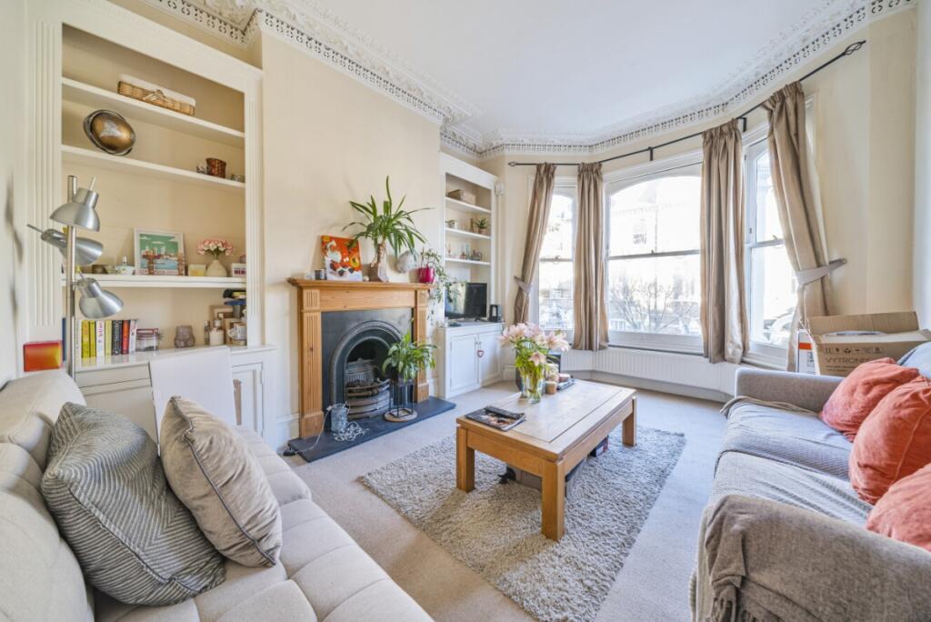 2 bed Not Specified for rent in London. From Kinleigh Folkard & Hayward - Lettings - Battersea