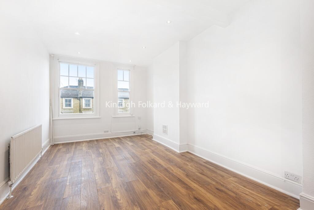 3 bed Not Specified for rent in Penge. From Kinleigh Folkard & Hayward - Sales - Brockley