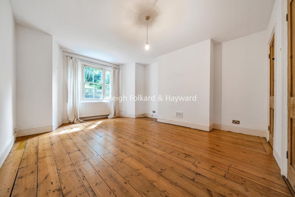 2 bed 1st Floor Flat for rent in London. From Kinleigh Folkard & Hayward - Sales - Brockley 2 bed 1st Floor Flat for rent in London. From Kinleigh Folkard & Hayward - Sales - Brockley