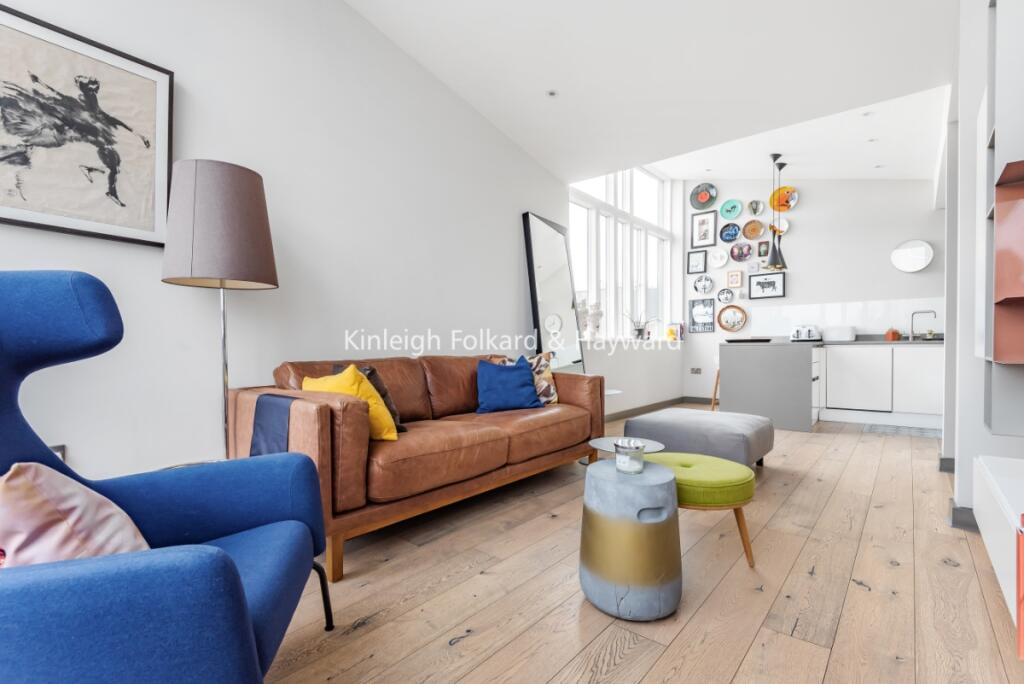 2 bed 1st Floor Flat for rent in Deptford. From Kinleigh Folkard & Hayward - Sales - Brockley