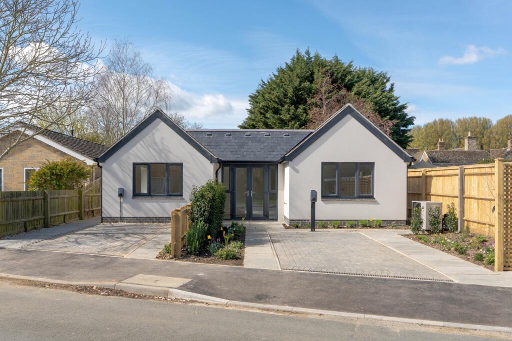 2 bed Bungalow for rent in Kidlington. From Breckon & Breckon - Abingdon
