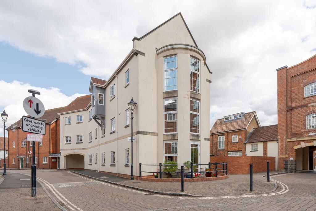 2 bed 1st Floor Flat for rent in Abingdon-on-Thames. From Breckon & Breckon - Abingdon