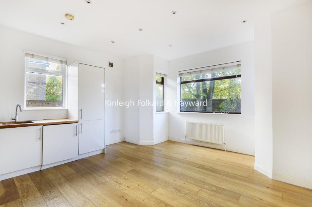 1 bed 1st Floor Flat for rent in London. From Kinleigh Folkard & Hayward - Lettings - Catford 1 bed 1st Floor Flat for rent in London. From Kinleigh Folkard & Hayward - Lettings - Catford