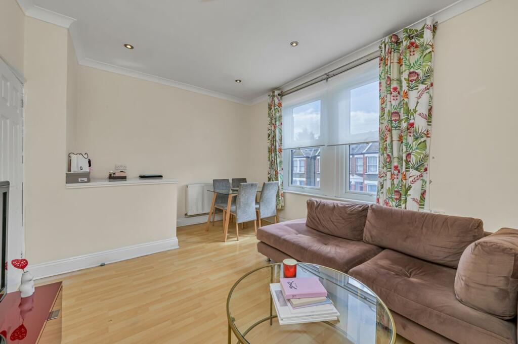 1 bed 1st Floor Flat for rent in Catford. From Kinleigh Folkard & Hayward - Lettings - Catford 1 bed 1st Floor Flat for rent in Catford. From Kinleigh Folkard & Hayward - Lettings - Catford