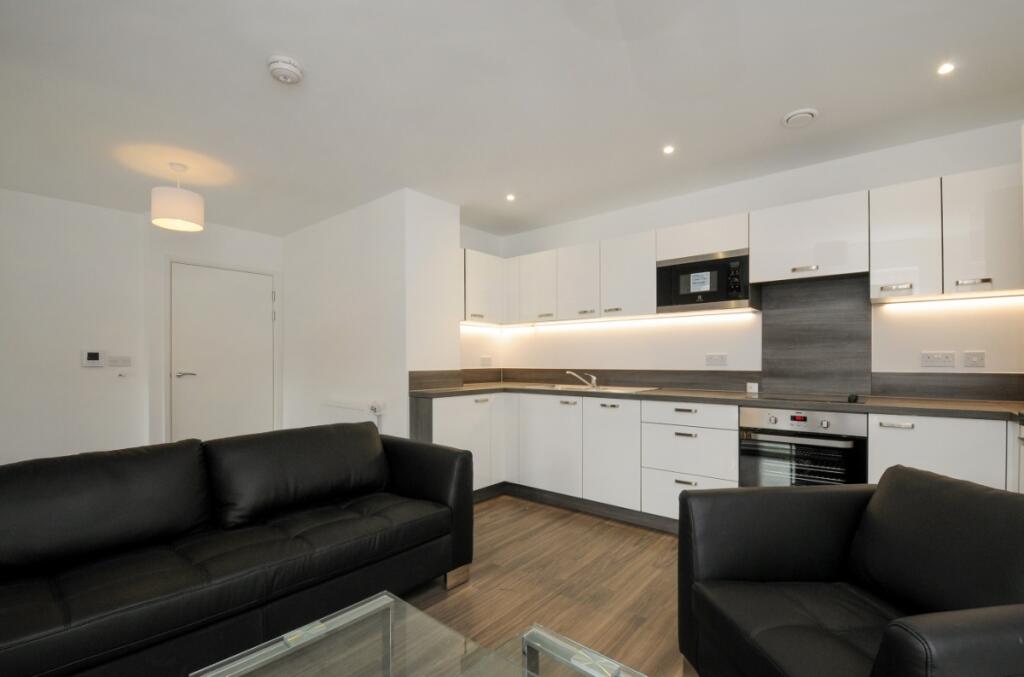 2 bed 1st Floor Flat for rent in Catford. From Kinleigh Folkard & Hayward - Lettings - Catford