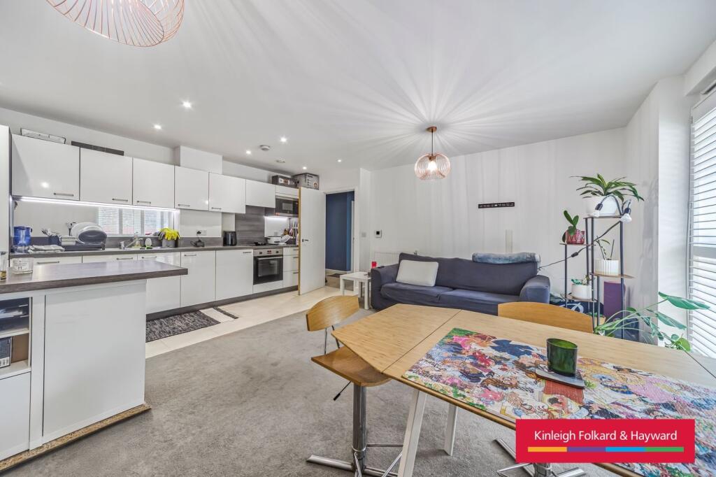 2 bed 1st Floor Flat for rent in London. From Kinleigh Folkard & Hayward - Lettings - Catford