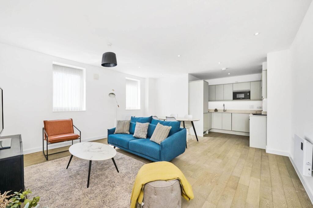 2 bed 1st Floor Flat for rent in London. From Kinleigh Folkard & Hayward - Lettings - Catford 2 bed 1st Floor Flat for rent in London. From Kinleigh Folkard & Hayward - Lettings - Catford