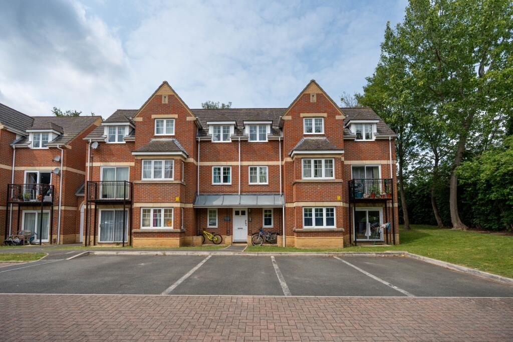 2 bed 1st Floor Flat for rent in Elsfield. From Breckon & Breckon - Headington