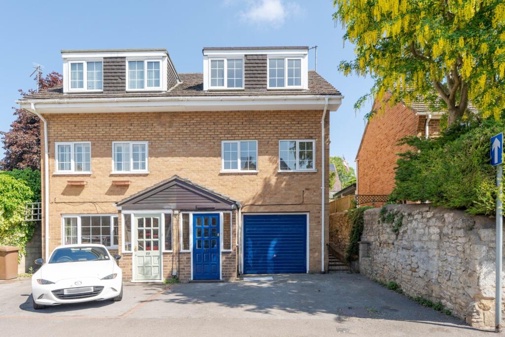 3 bed Town House for rent in Wheatley. From Breckon & Breckon - Headington