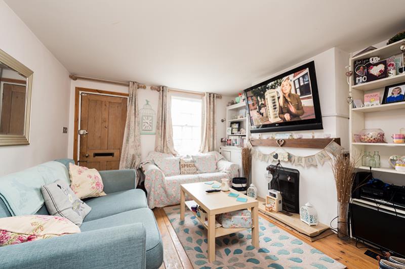 2 bed Mid Terraced House for rent in Stanton St John. From Breckon & Breckon - Headington 2 bed Mid Terraced House for rent in Stanton St John. From Breckon & Breckon - Headington