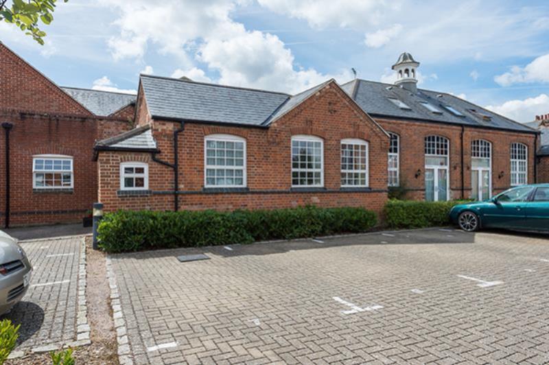 1 bed Apartment for rent in Elsfield. From Breckon & Breckon - Headington