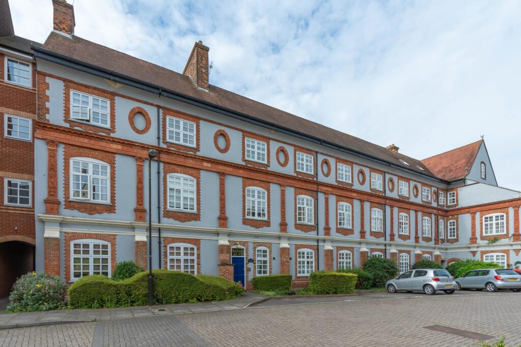 3 bed 1st Floor Flat for rent in Sandford-on-Thames. From Breckon & Breckon - Headington