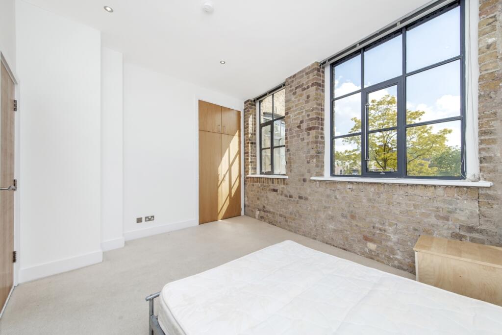 2 bed Apartment for rent in Stepney. From Kinleigh Folkard & Hayward - Clerkenwell