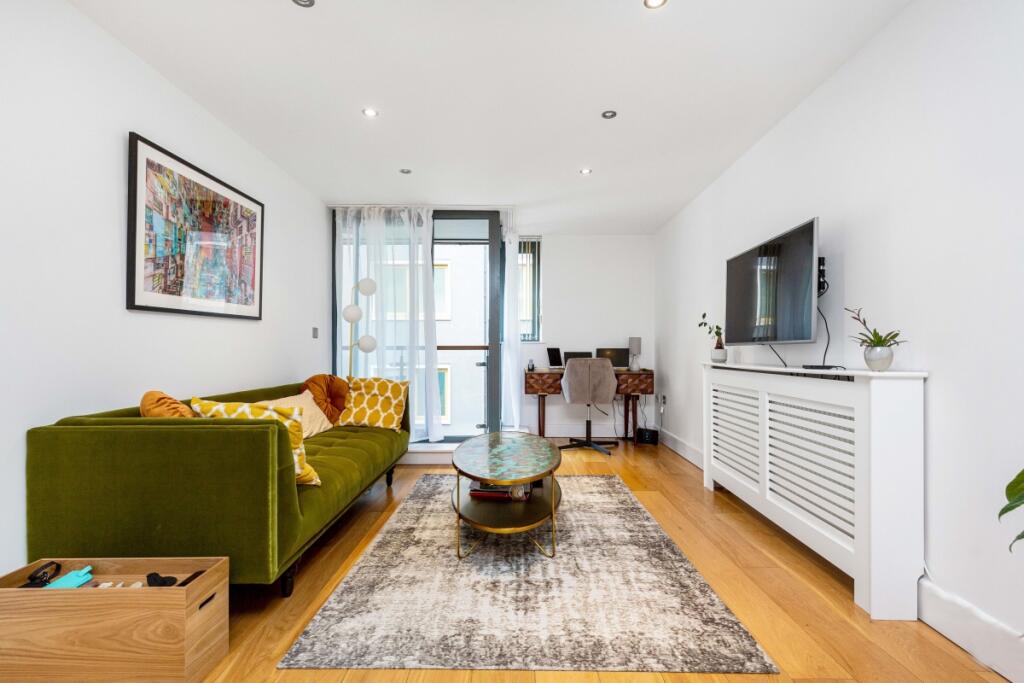 1 bed Apartment for rent in London. From Kinleigh Folkard & Hayward - Clerkenwell