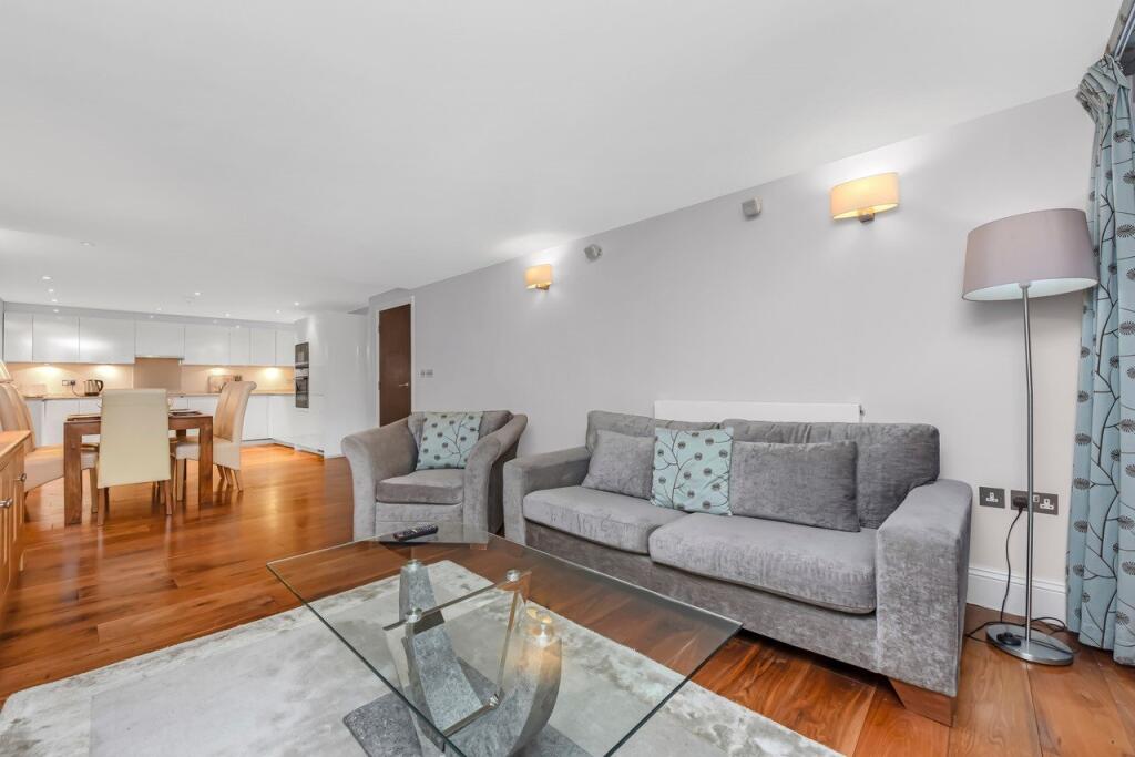 2 bed 1st Floor Flat for rent in London. From Kinleigh Folkard & Hayward - Sales - Clerkenwell - Sales