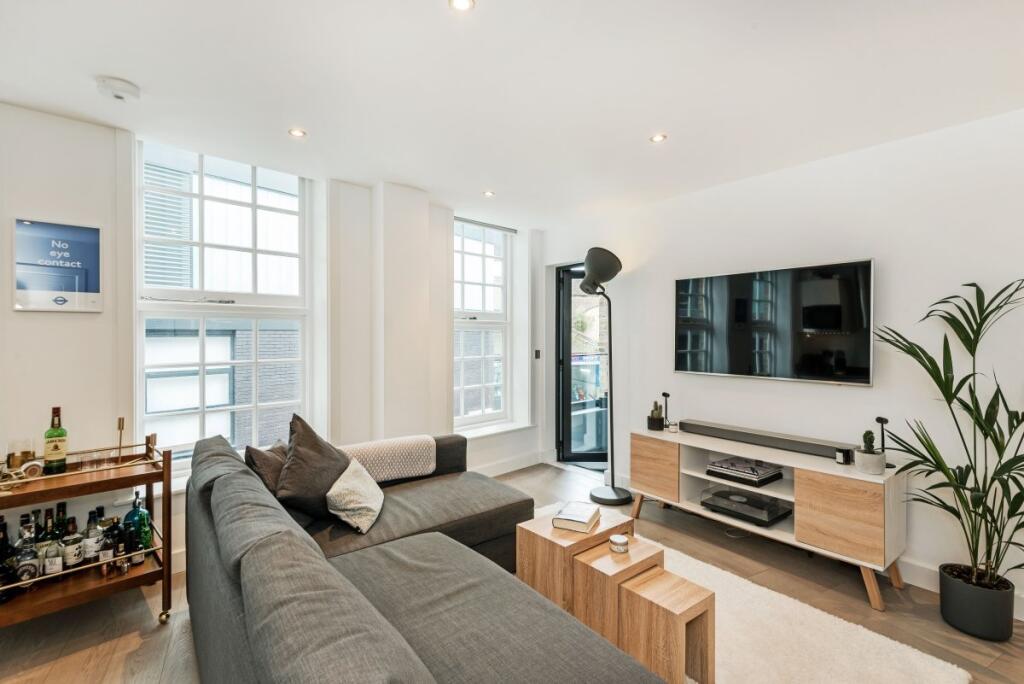 1 bed 1st Floor Flat for rent in London. From Kinleigh Folkard & Hayward - Sales - Clerkenwell - Sales