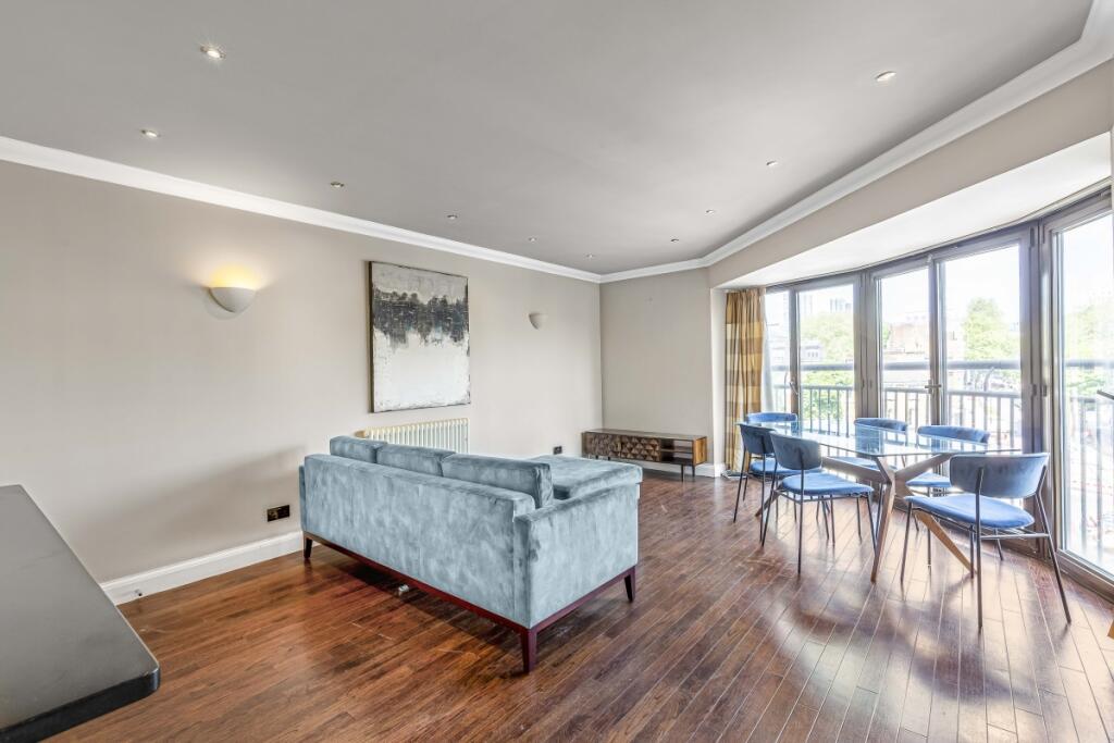 2 bed 1st Floor Flat for rent in London. From Kinleigh Folkard & Hayward - Sales - Clerkenwell - Sales 2 bed 1st Floor Flat for rent in London. From Kinleigh Folkard & Hayward - Sales - Clerkenwell - Sales