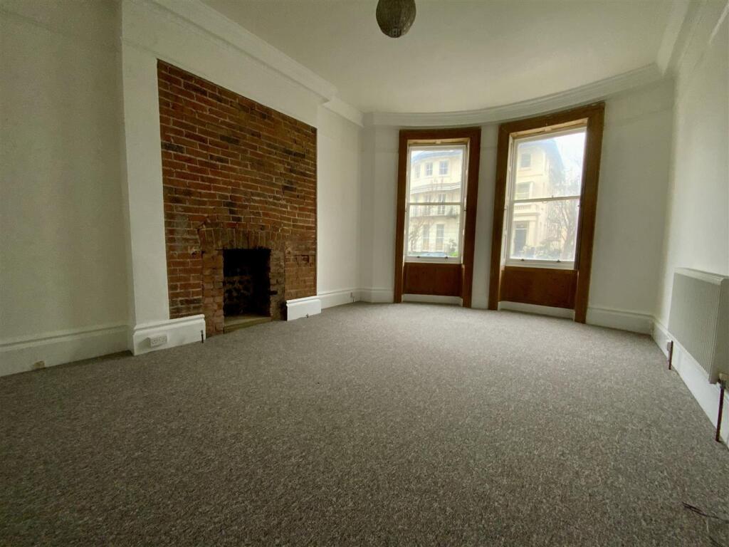 1 bed 1st Floor Flat for rent in Brighton and Hove. From Brices - Hove 1 bed 1st Floor Flat for rent in Brighton and Hove. From Brices - Hove