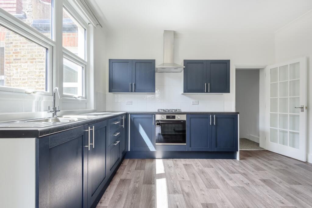 2 bed Annexe for rent in London. From Kinleigh Folkard & Hayward - Sales - Crystal Palace 2 bed Annexe for rent in London. From Kinleigh Folkard & Hayward - Sales - Crystal Palace