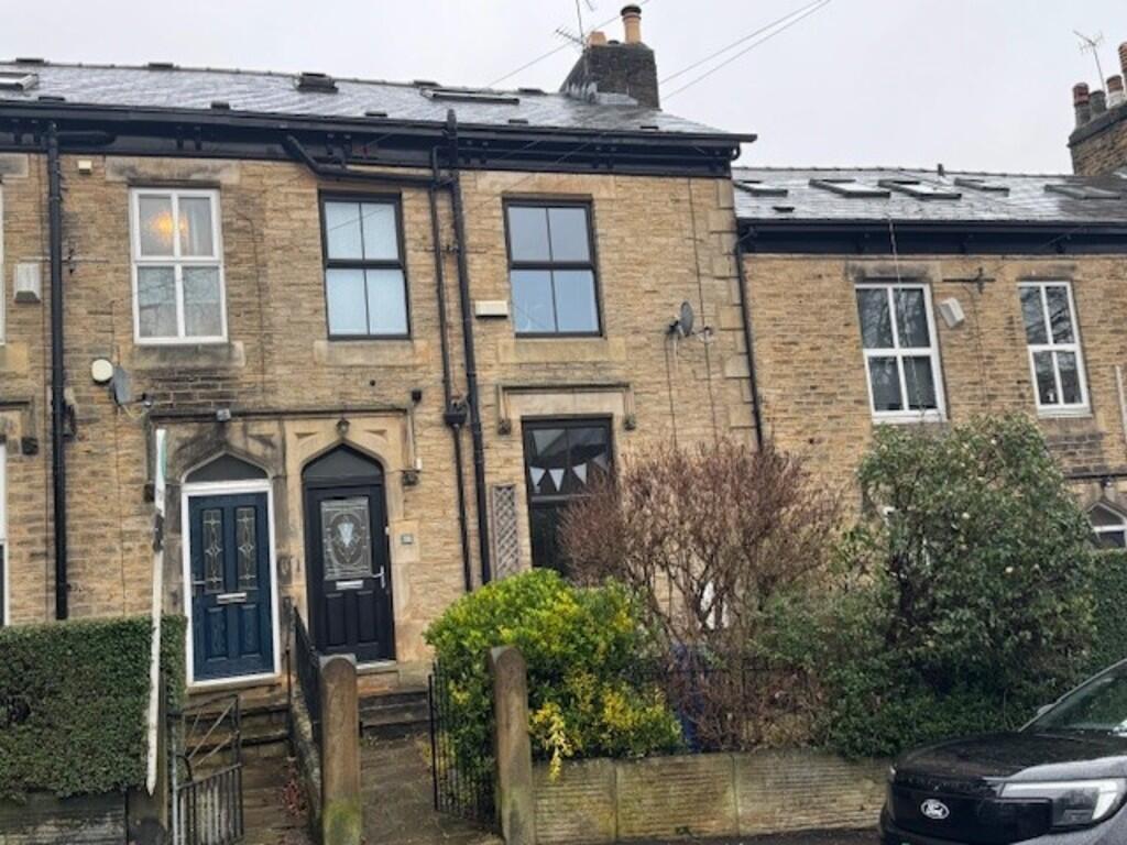 4 bed Mid Terraced House for rent in Sheffield. From Bricknells Rentals - Wickersley