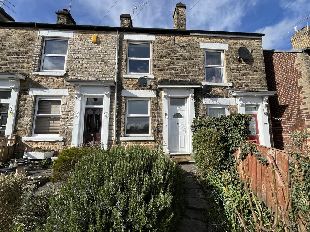 3 bed Mid Terraced House for rent in Dungworth. From Bricknells Rentals - Wickersley