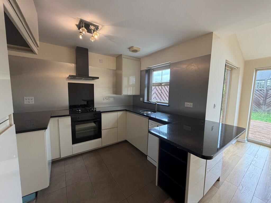 4 bed Mid Terraced House for rent in Bramley. From Bricknells Rentals - Wickersley 4 bed Mid Terraced House for rent in Bramley. From Bricknells Rentals - Wickersley