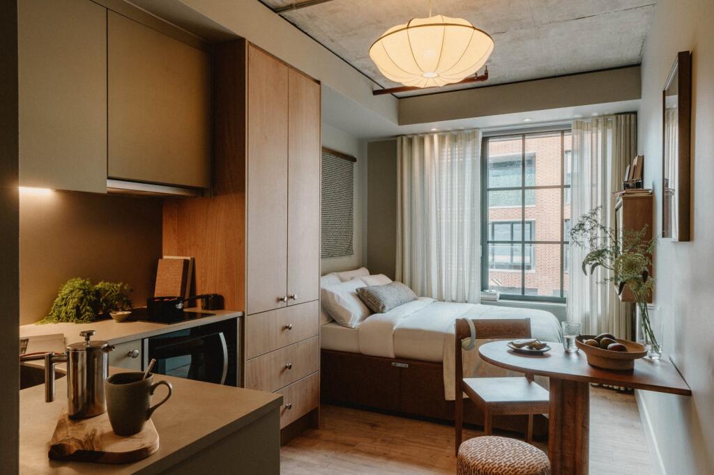 0 bed 1st Floor Flat for rent in London. From Kinleigh Folkard & Hayward - Sales - Holland Park