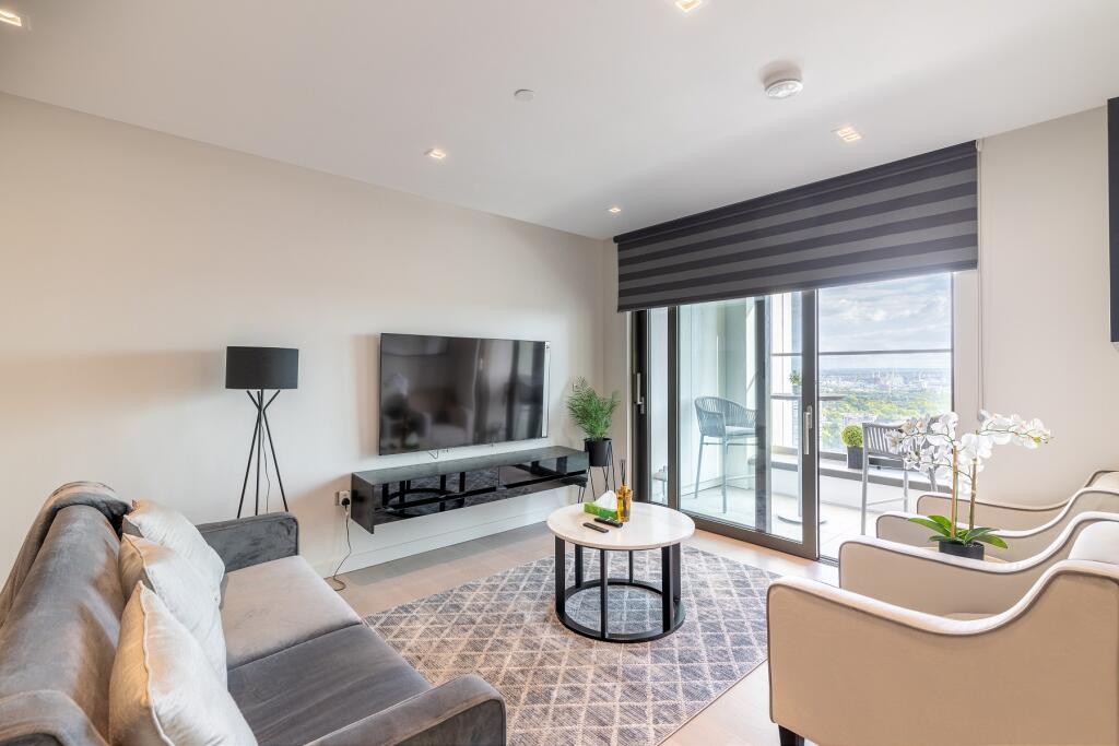 2 bed 1st Floor Flat for rent in London. From Kinleigh Folkard & Hayward - Sales - Holland Park