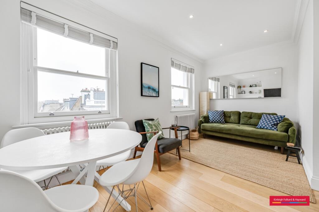 2 bed 1st Floor Flat for rent in Kensington. From Kinleigh Folkard & Hayward - Sales - Holland Park