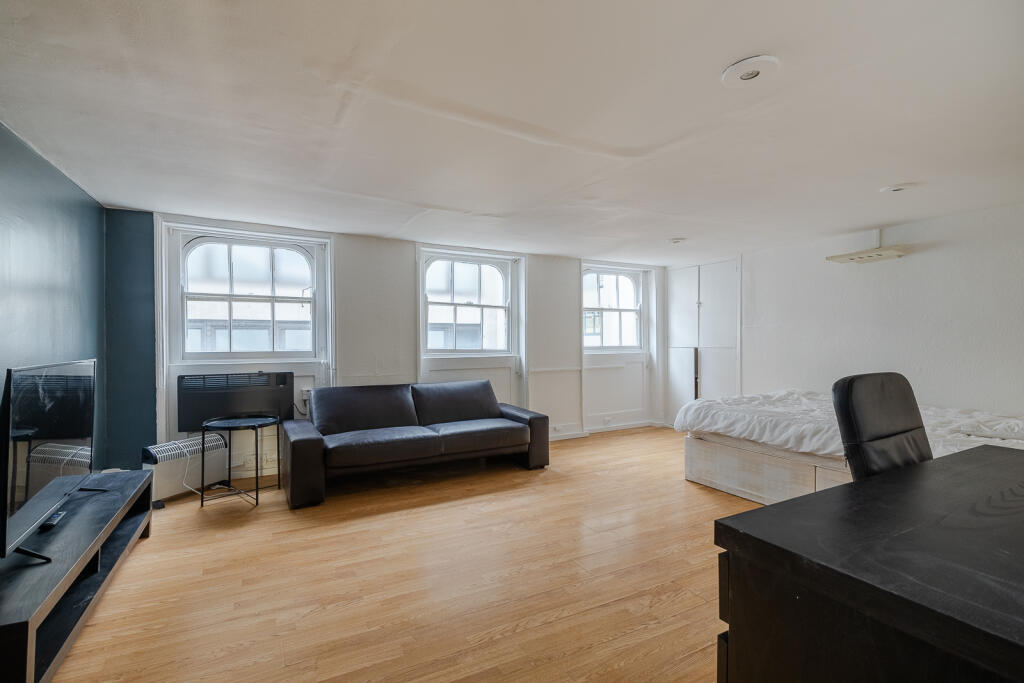4 bed 1st Floor Flat for rent in Paddington. From Kinleigh Folkard & Hayward - Sales - Holland Park