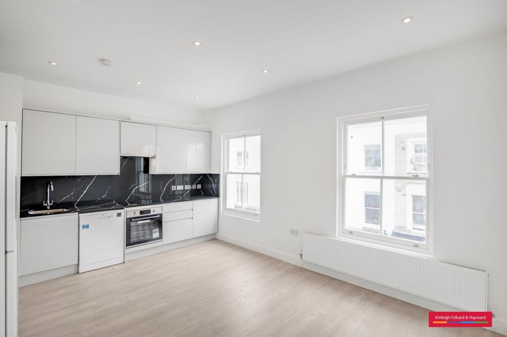 2 bed 1st Floor Flat for rent in Kensington. From Kinleigh Folkard & Hayward - Sales - Holland Park
