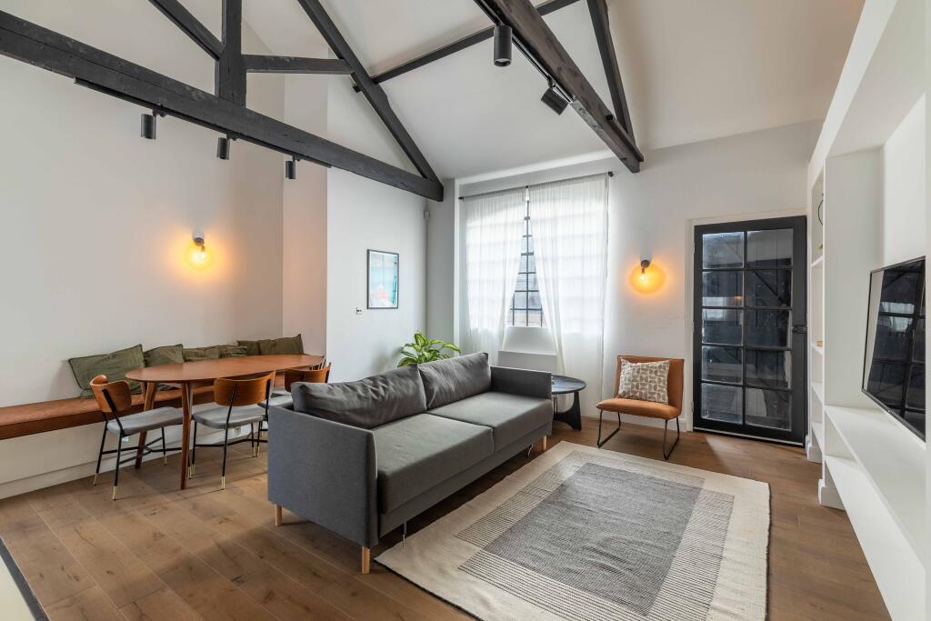 1 bed 1st Floor Flat for rent in Paddington. From Kinleigh Folkard & Hayward - Sales - Holland Park
