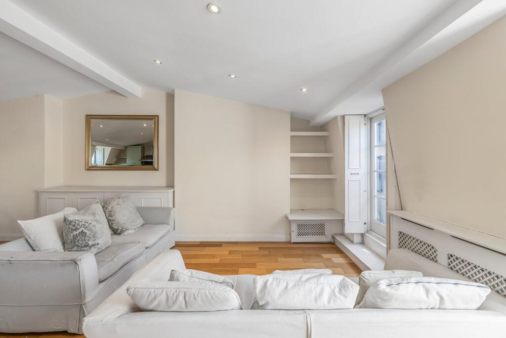 3 bed Mid Terraced House for rent in London. From Kinleigh Folkard & Hayward - Sales - Holland Park