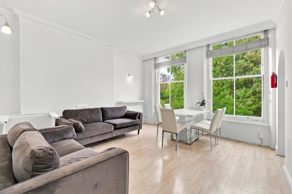 2 bed Mid Terraced House for rent in London. From Kinleigh Folkard & Hayward - Sales - Holland Park
