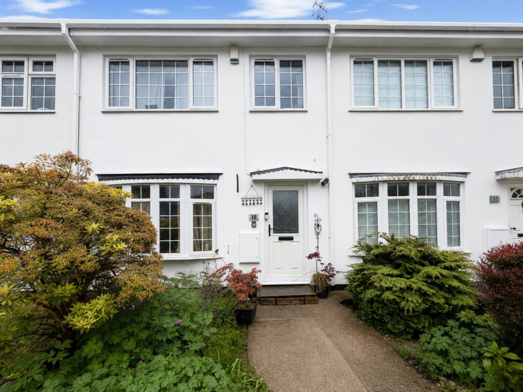 3 bed Detached for rent in Caerphilly. From Brinsons - Caerphilly