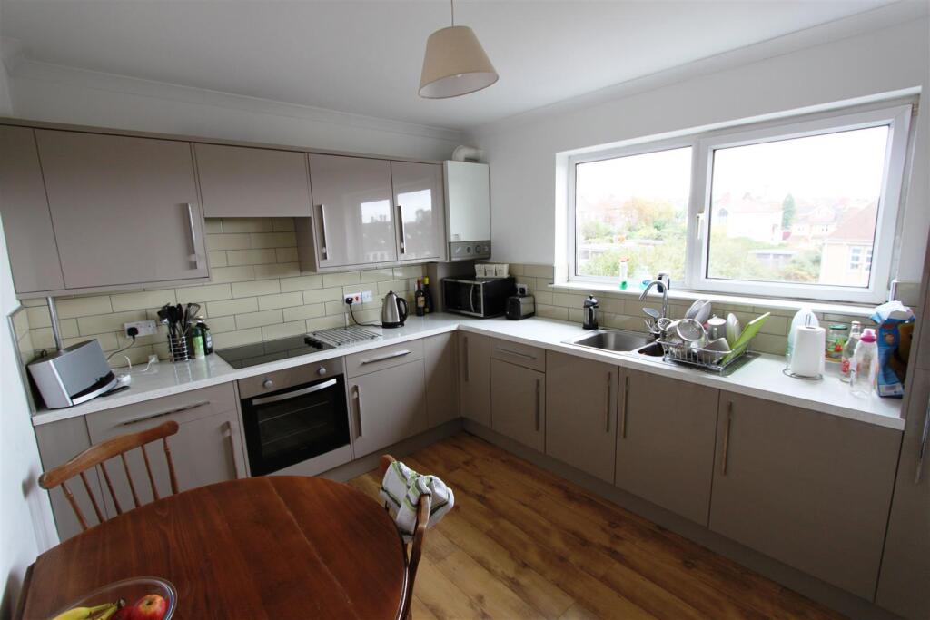 5 bed Detached for rent in Bristol. From Bristol SU Lettings - Bristol