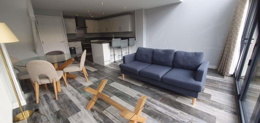 5 bed Mid Terraced House for rent in Bristol. From Bristol SU Lettings - Bristol 5 bed Mid Terraced House for rent in Bristol. From Bristol SU Lettings - Bristol